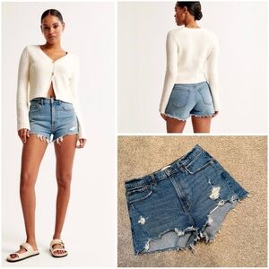 Abercrombie & Fitch Curve Love High Rise Mom Short